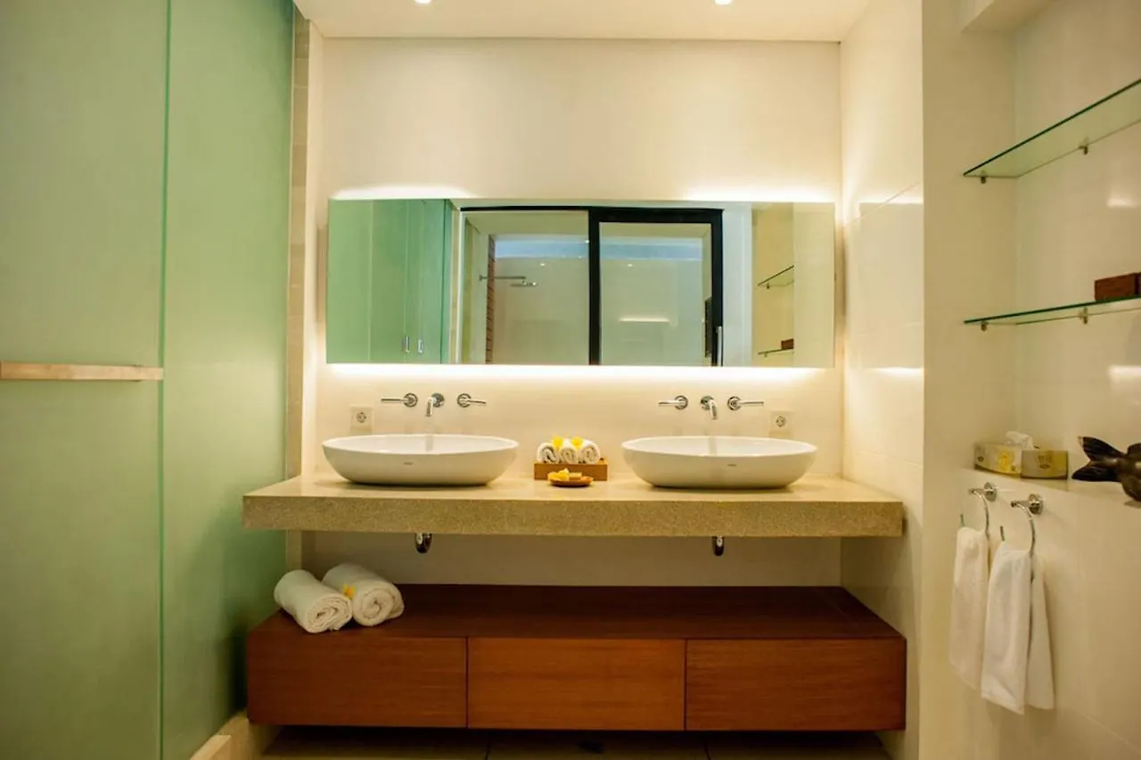 Villa Muse Seminyak - 500 Meters From Beach 0*,